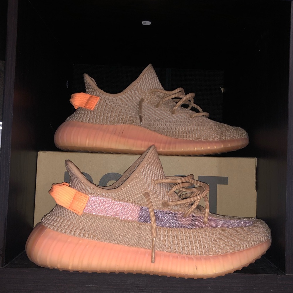 Yeezy Boost 350 v2 Clay
